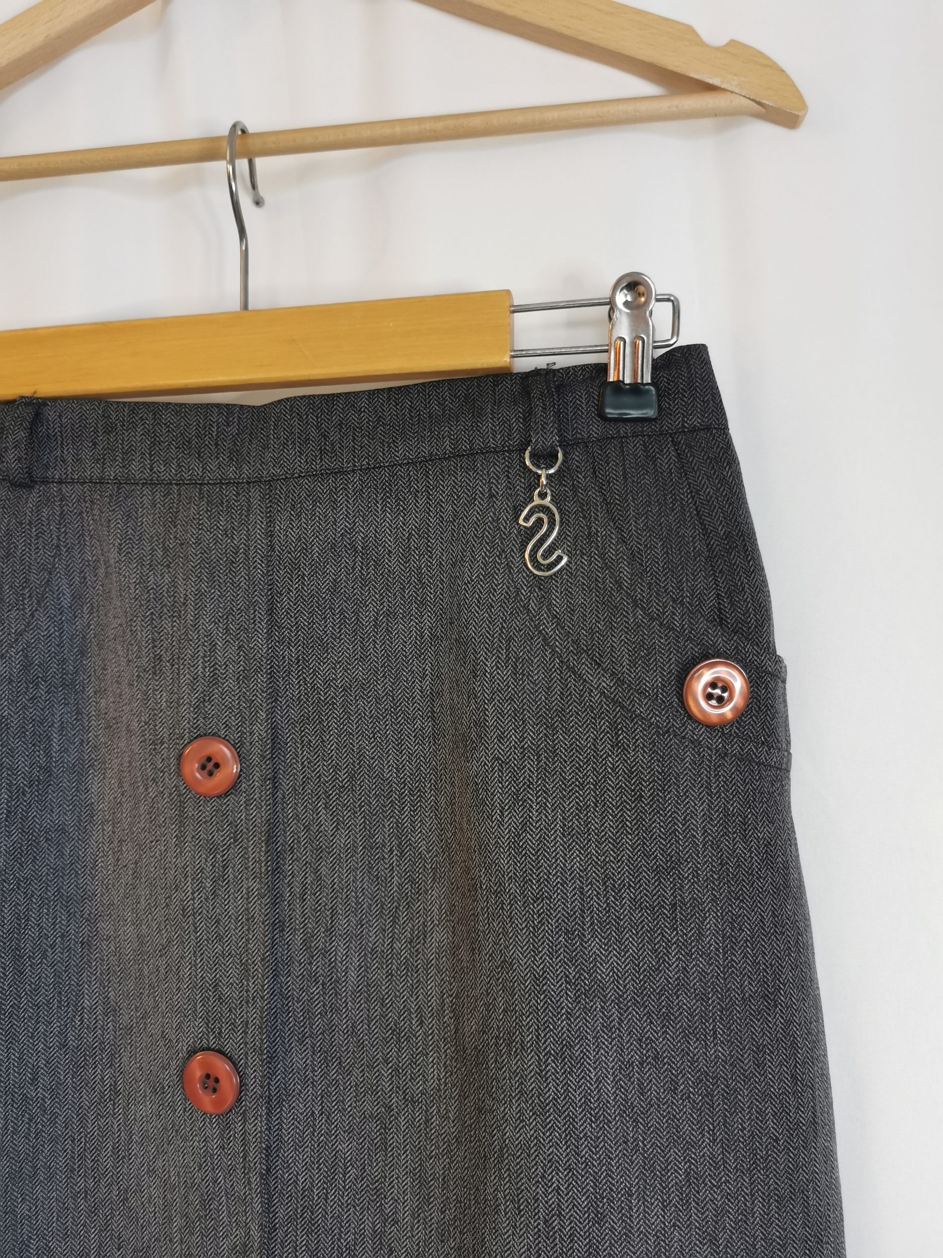 Jupe grise rétro – Image 2